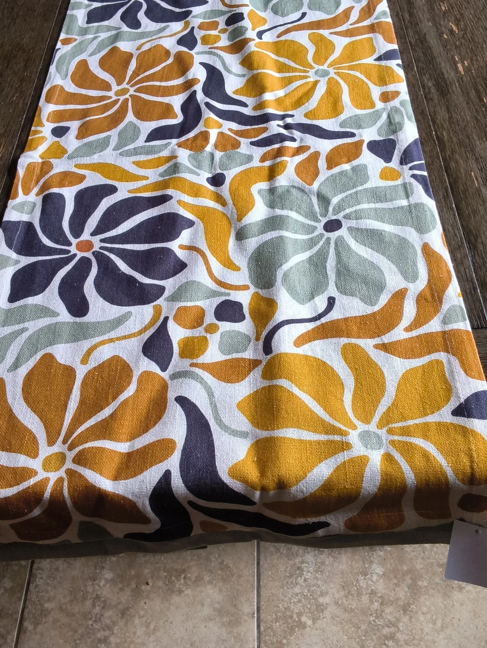 Sullivans Table Runner Retro Floral Mid Century Modern MCM Mustard Green NWT